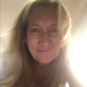 Meet your Posher, Joan